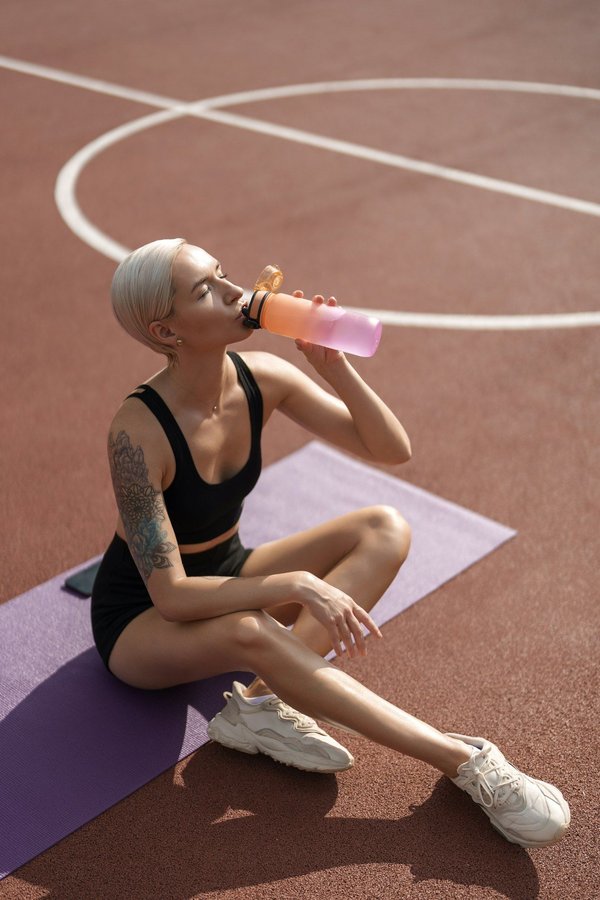 What Are the Best Strategies for Preventing Dehydration in Seniors During the Summer?